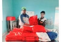 Công ty Trường Giang tổ chức tặng quà thiếu nhi 1/6 cho con em CBCNV